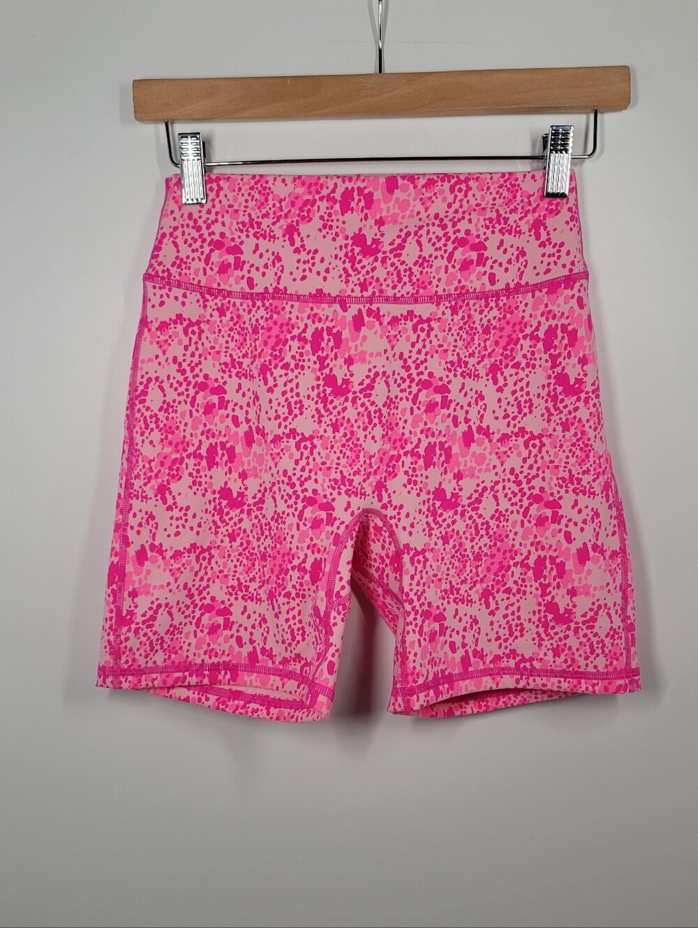Buffbunny Pink Print Bike Stretch Athletic Shorts Women Size Medium
